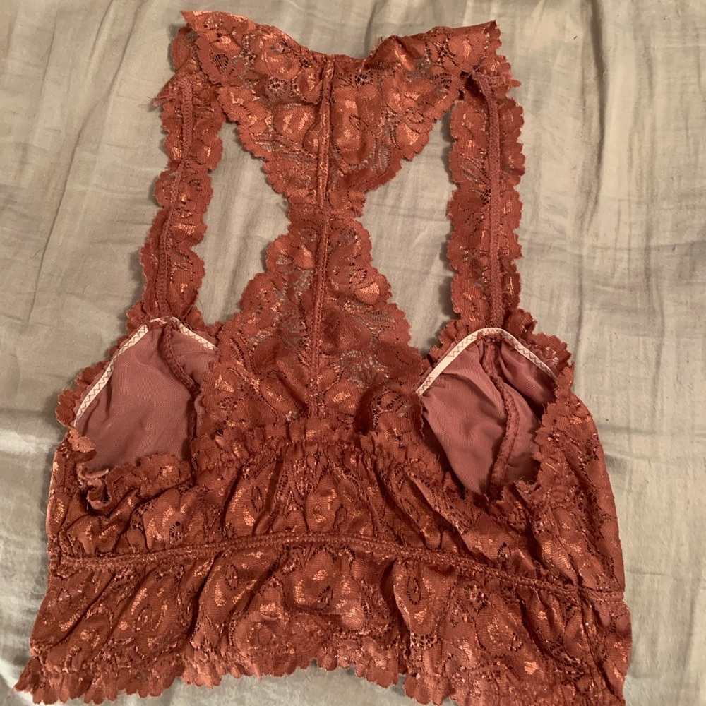 Signature Bralette - Picture 2 of 4